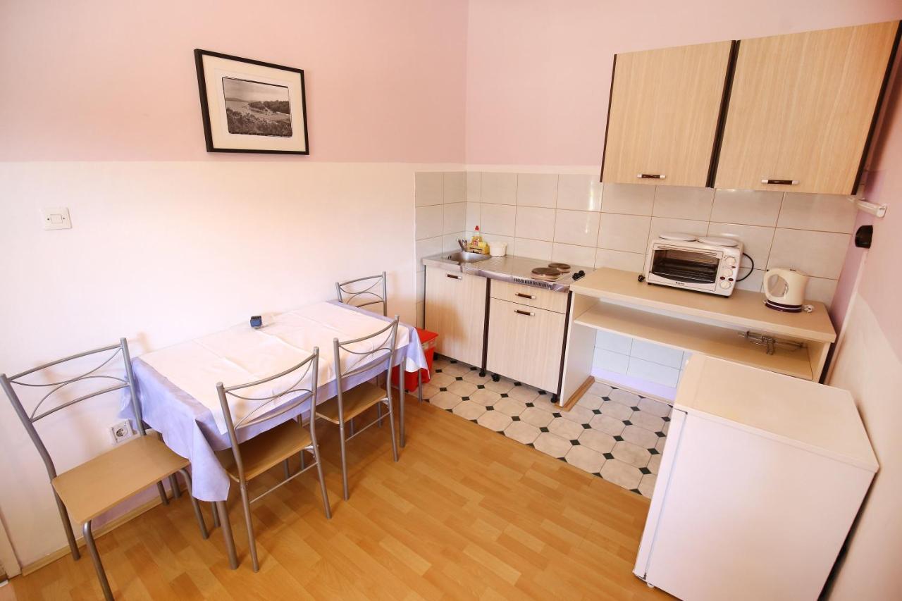 Apartmani Buca Biograd Na Moru Exterior photo