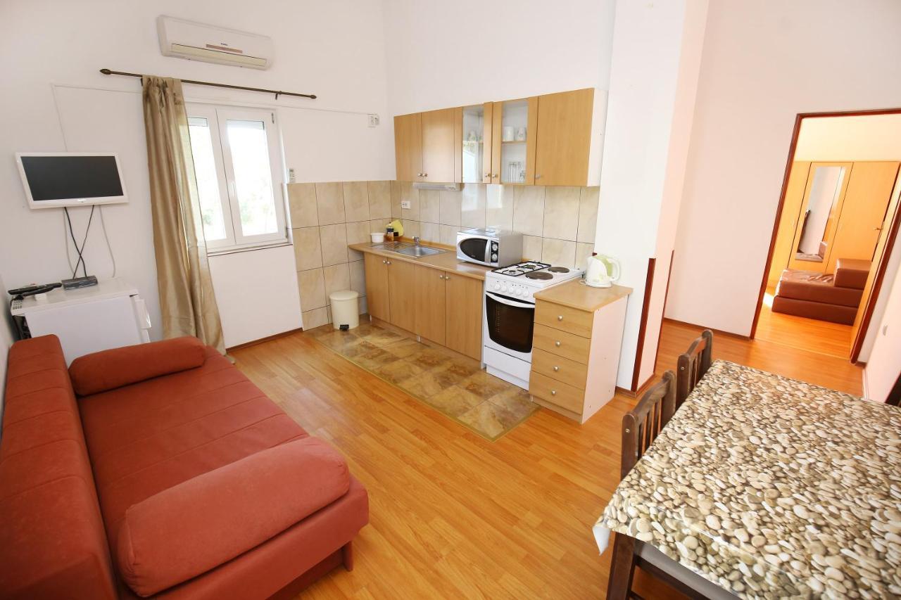 Apartmani Buca Biograd Na Moru Exterior photo